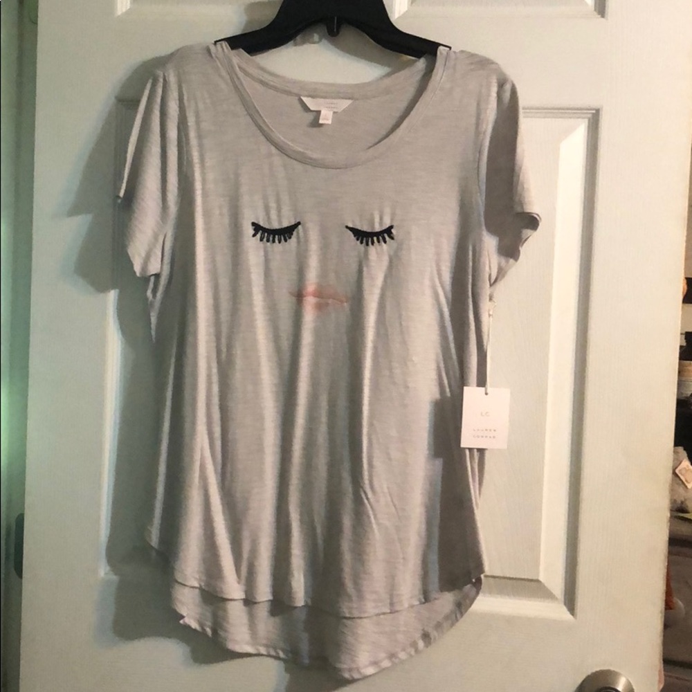 Lauren Conrad embroidered tee